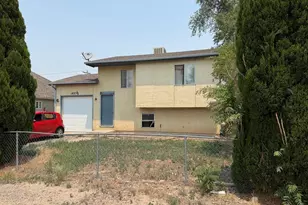 1833 1/2 E 3rd St, Pueblo, CO 81001 - Photo 1