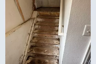 1833 1/2 E 3rd St, Pueblo, CO 81001 - Photo 11