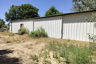 2203 County Farm Rd, Pueblo, CO 81006 - Photo 31