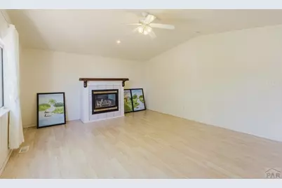 1148 E Dove Creek Dr, Pueblo West, CO 81007 - Photo 11