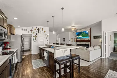 681 E Longsdale Dr, Pueblo West, CO 81007 - Photo 11