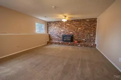 1309 Kingsroyal Blvd, Pueblo, CO 81005 - Photo 7