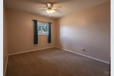 1309 Kingsroyal Blvd, Pueblo, CO 81005 - Photo 13