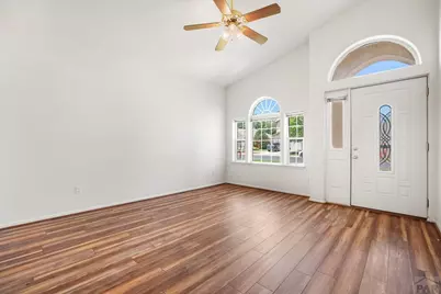 1020 Cedarcrest Dr, Pueblo, CO 81005 - Photo 5