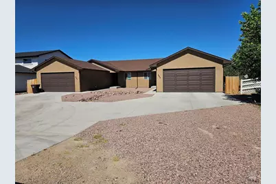 983-985 S Knox Dr, Pueblo West, CO 81007 - Photo 1