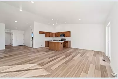 983-985 S Knox Dr, Pueblo West, CO 81007 - Photo 19