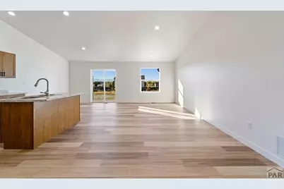 983-985 S Knox Dr, Pueblo West, CO 81007 - Photo 3