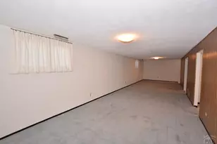 2111 Kodiak Dr, Colorado Springs, CO 80910 - Photo 11