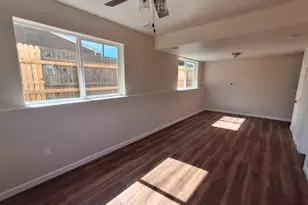 9 Heatherwood Ln, Pueblo, CO 81008 - Photo 13