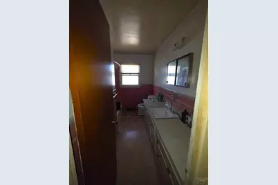 1017 Jackson St, Pueblo, CO 81004 - Photo 9