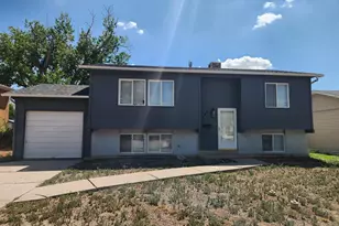 140 Schirra Rd, Pueblo, CO 81001 - Photo 1