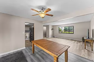 22 Heatherwood Ln, Pueblo, CO 81008 - Photo 9