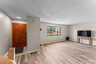 22 Heatherwood Ln, Pueblo, CO 81008 - Photo 3