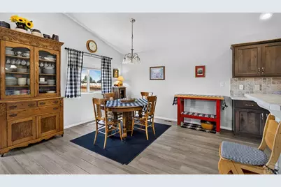 1005 E Kirkwood Dr, Pueblo, CO 81007 - Photo 13