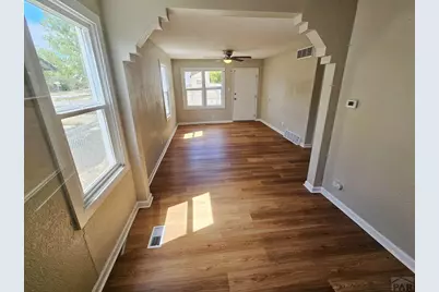 926 W 11th St, Pueblo, CO 81003 - Photo 5