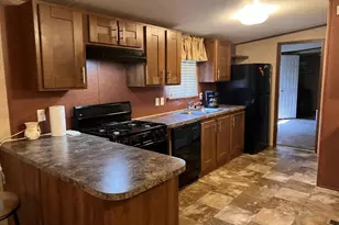 2221 S Prairie Ave, Pueblo, CO 81005 - Photo 5