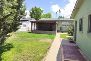 1703 Englewood Dr, Pueblo, CO 81005 - Photo 23
