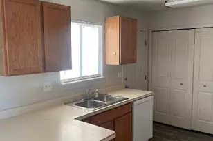 316-318 E Stardust Dr, Pueblo West, CO 81007 - Photo 3