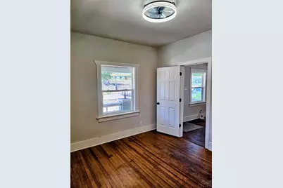 910 E 11th St, Pueblo, CO 81001 - Photo 9