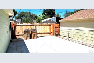 526 Barnes Ave, La Junta, CO 81050 - Photo 19