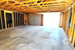 526 Barnes Ave, La Junta, CO 81050 - Photo 15