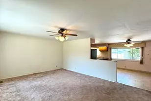 2127 Ridgewood Ln, Pueblo, CO 81005 - Photo 3