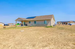 1696 E Silverwood Dr, Pueblo, CO 81007 - Photo 31