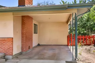 30 Duke St, Pueblo, CO 81005 - Photo 3