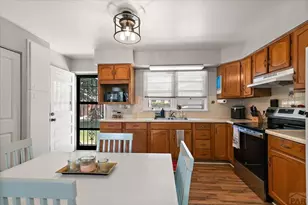 1719 Lynwood Ln, Pueblo, CO 81005 - Photo 9