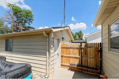 1719 Lynwood Lane, Pueblo, CO 81005 - Photo 23
