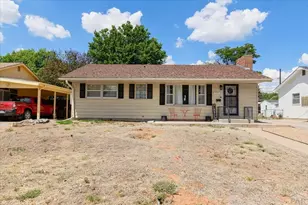 1719 Lynwood Ln, Pueblo, CO 81005 - Photo 1