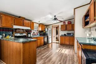 1609 Anthalie St, Pueblo, CO 81006 - Photo 9