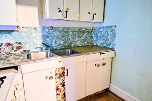 907 W 13th St, Pueblo, CO 81003 - Photo 19