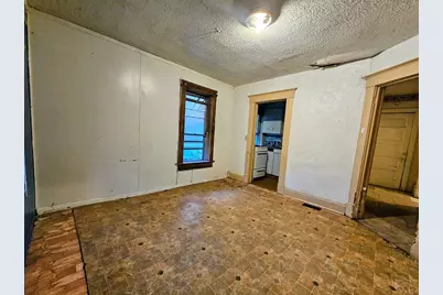 907 W 13th St, Pueblo, CO 81003 - Photo 17
