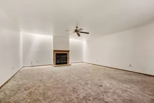 19 Pineridge Ct, Pueblo, CO 81001 - Photo 5