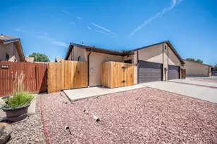 19 Pineridge Ct, Pueblo, CO 81001 - Photo 11