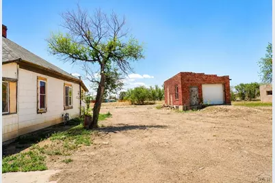 1237 9th St, Las Animas, CO 81054 - Photo 11