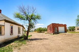 1237 9th St, Las Animas, CO 81054 - Photo 11
