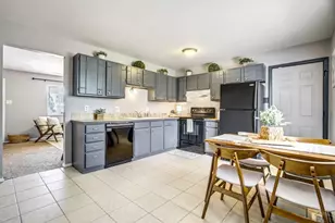 2408 Tucci Ln, Pueblo, CO 81004 - Photo 9