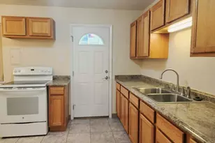 2950 Lancaster Dr, Pueblo, CO 81005 - Photo 5