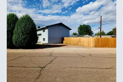 2950 Lancaster Dr, Pueblo, CO 81005 - Photo 3