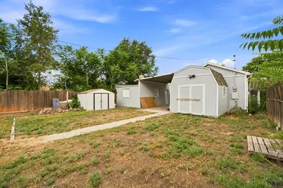 2424 Poplar St, Pueblo, CO 81004 - Photo 21