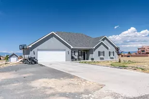 1327 S Papago Dr, Pueblo West, CO 81007 - Photo 5