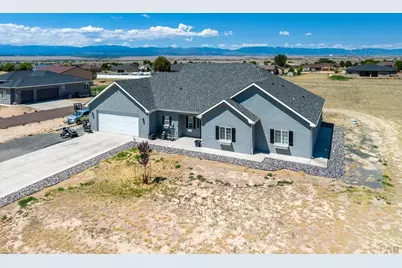 1327 S Papago Dr, Pueblo West, CO 81007 - Photo 3
