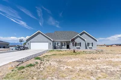1327 S Papago Dr, Pueblo West, CO 81007 - Photo 1