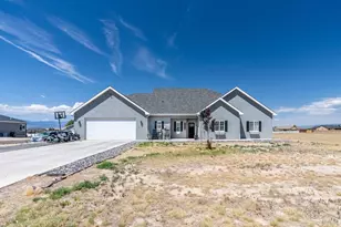 1327 S Papago Dr, Pueblo West, CO 81007 - Photo 1