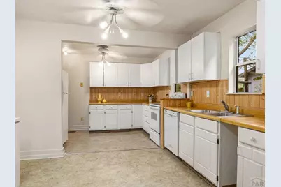 1423 E River St, Pueblo, CO 81001 - Photo 7