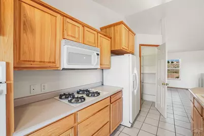 574 S Chimazo Dr, Pueblo West, CO 81007 - Photo 9