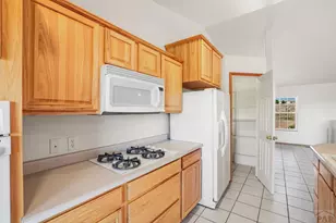 574 S Chimazo Dr, Pueblo West, CO 81007 - Photo 9
