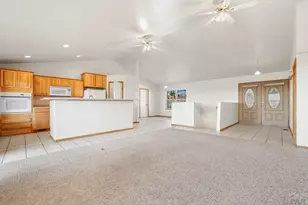 574 S Chimazo Dr, Pueblo West, CO 81007 - Photo 7